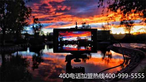 (公司400號(hào)碼怎么注冊(cè))(怎么選擇適合的400電話號(hào)碼和套餐？)