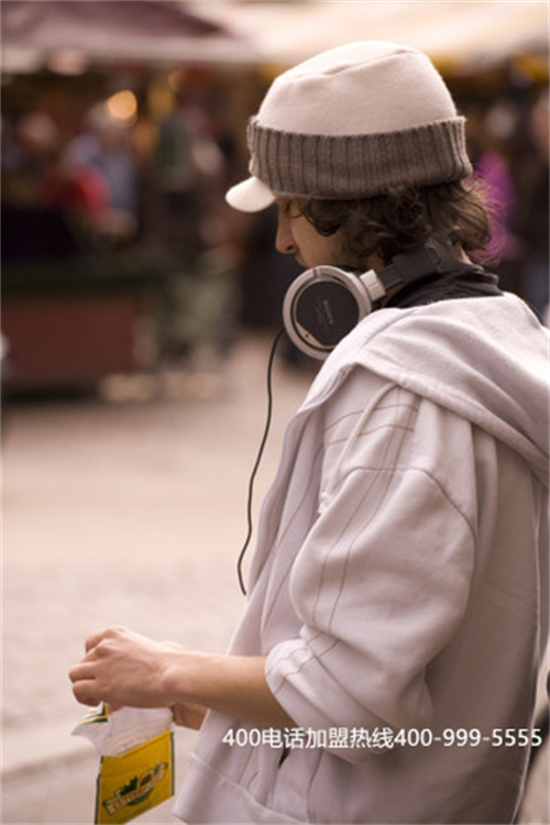 (使用400電話是免費的嗎,收費標準是怎樣)(關于北京400電話客服外包公司的服務標準)